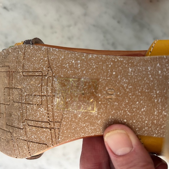 Spring Step Multicolor Striped Heels - Picture 6 of 7